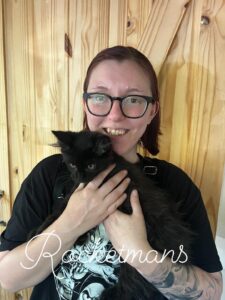 Celeste, Maine Coon kitten with her new owner
